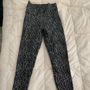 Full Length ECHT Scrunch Butt Leggings